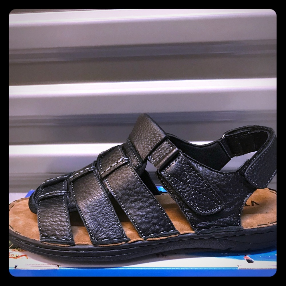 MENS open toe genuine leather sandal